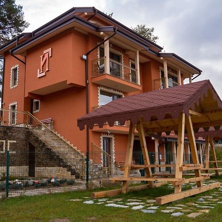 Къщи За Гости Иварос - Доспат ドスパット エクステリア 写真